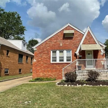 Rent this 2 bed house on 9070 Rosemary Avenue in Wilbur Park, Saint Louis County
