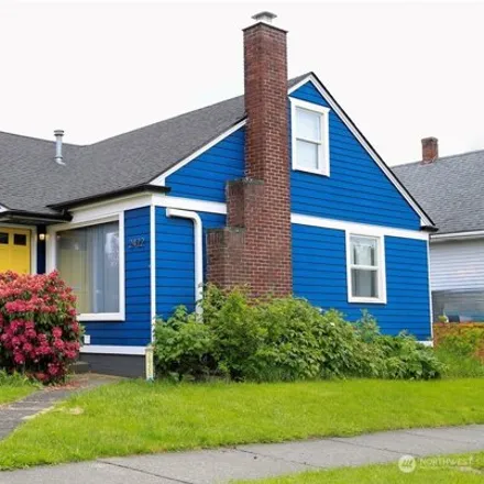 Buy this 4 bed house on 2422 D Street in Bellingham, WA 98225