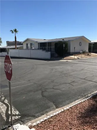 Image 1 - 4699 Royal Ridge, Spring Valley, NV 89103, USA - House for sale