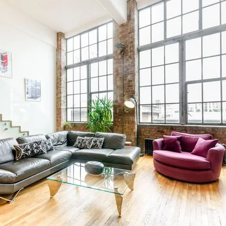Rent this 2 bed apartment on 146-148 Clerkenwell Road in London, EC1R 5ET