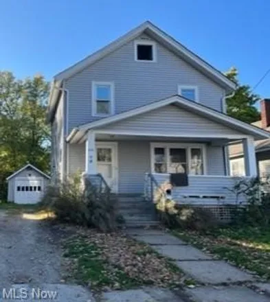 Rent this 3 bed house on 4717 Strong Avenue in Ashtabula, OH 44004
