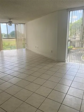 Image 6 - 7075 Northwest 186th Street, Country Club, Miami-Dade County, FL 33015, USA - Condo for rent