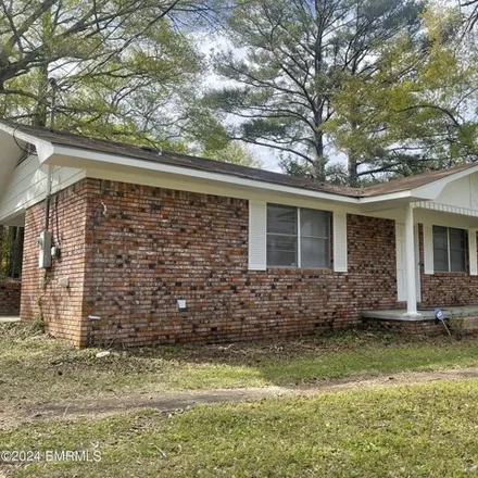 Image 1 - 6193 Old 8th St Road, Meridian, MS 39307, USA - House for rent