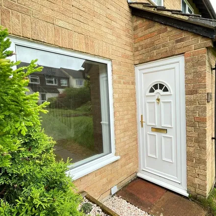 Rent this 3 bed townhouse on Jay Close in Frome, BA11 2UP