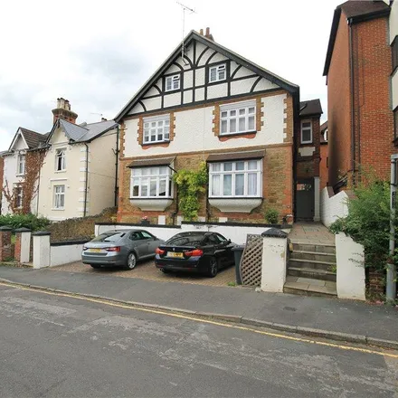 Rent this studio apartment on Baillie Road in Guildford, GU1 3LP