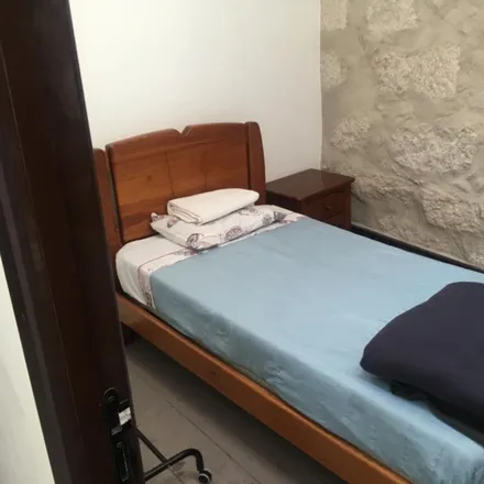 Rent this 6 bed room on Rua da Constituição 394 in 4200-218 Porto, Portugal
