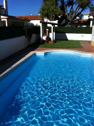 Rent this 1 bed house on Setúbal in Azeitão (São Lourenço e São Simão), PT