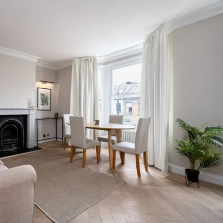 Rent this 5 bed apartment on Marville Road in London, SW6 7BB