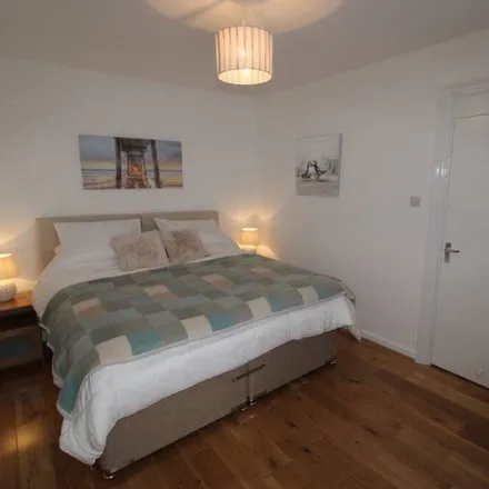 Rent this 2 bed apartment on Bournemouth in Christchurch and Poole, BH1 3PD