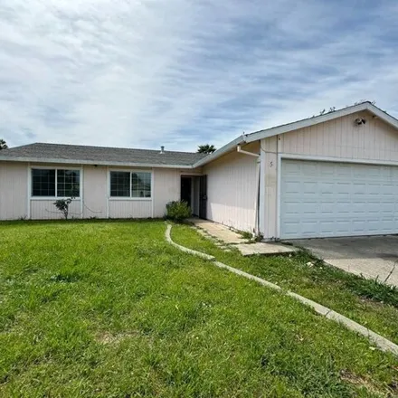 Buy this 3 bed house on 9 Milpitas Circle in Sacramento, CA 95823