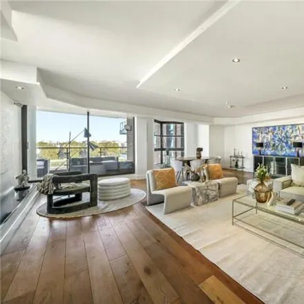 Buy this 3 bed apartment on Waterside Point in 2 Anhalt Road, London