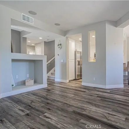 Image 7 - 28277 Canterbury Court, Santa Clarita, CA 91354, USA - Condo for sale