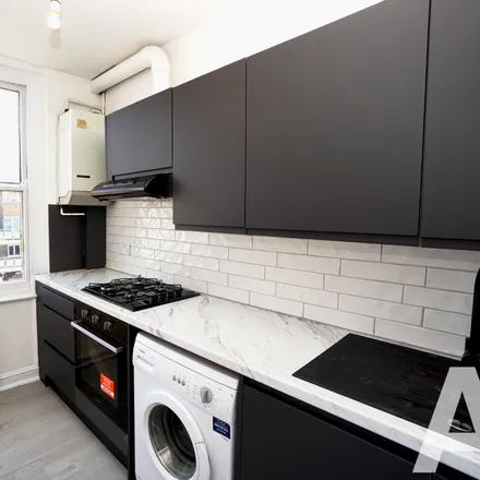Rent this 3 bed apartment on Marathon in 193A Caledonian Road, London