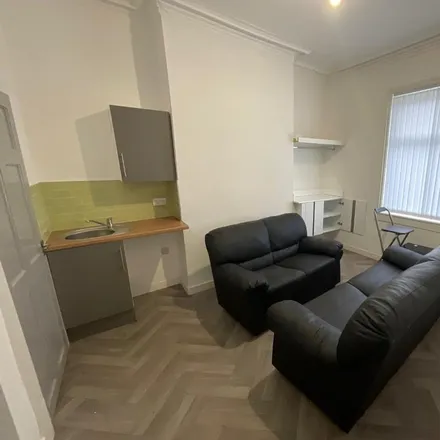 Image 2 - Brady Street, Sunderland, SR4 6QF, United Kingdom - Apartment for rent