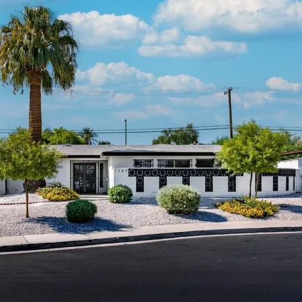 Buy this 3 bed house on 1377 Commanche Drive in Paradise, NV 89169