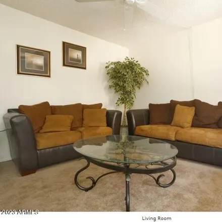 Image 2 - 5312 East Taylor Street, Phoenix, AZ 85008, USA - Apartment for rent