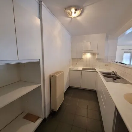 Rent this 2 bed apartment on College O.-L.-V.-ten Doorn in Zuidmoerstraat 125, 9900 Eeklo
