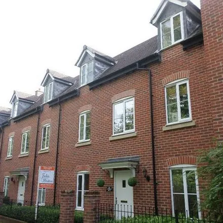Rent this 4 bed townhouse on unnamed road in Telford and Wrekin, TF1 6GQ