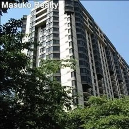 Image 1 - 1261 15th Street, Fort Lee, NJ 07024, USA - Condo for sale