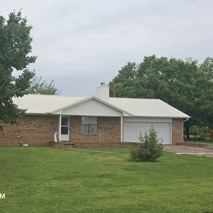 Buy this 3 bed house on 623 Westview Road in Duncan, OK 73533
