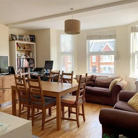 Image 2 - 30 Twyford Avenue, London, W3 9PP, United Kingdom - Apartment for sale