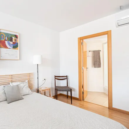 Image 3 - Carrer del Cinca, 20, 08030 Barcelona, Spain - Apartment for rent