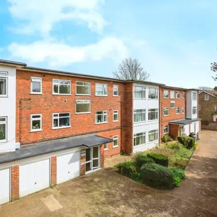 Buy this 2 bed apartment on Offham Road Path in Lewes, BN7 1BG