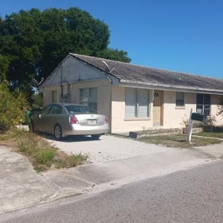 Rent this studio apartment on 1113 Jasmine Street in Melbourne, FL 32935