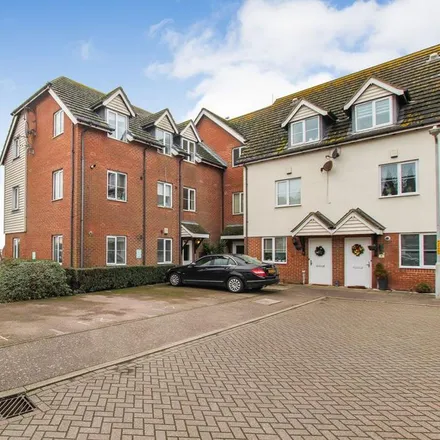 Rent this 2 bed apartment on Saddlers Mews in Manston, CT12 5LN