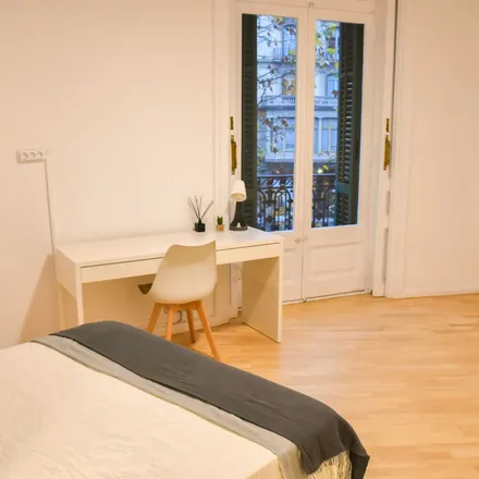 Rent this 1 bed apartment on Carrer de Roger de Llúria in 08001 Barcelona, Spain