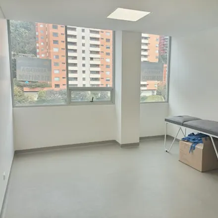 Image 6 - Alan González Plastic Surgery and Aesthetic Care, Carrera 7 Bis 124-26, Usaquén, 110121 Bogota, Colombia - Apartment for rent