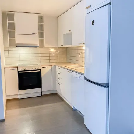 Rent this 2 bed apartment on Runkotie 5 in 40320 Jyväskylä, Finland