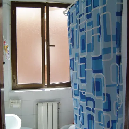 Rent this 1 bed apartment on Calle San Benito in 18012 Granada, Spain