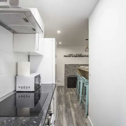 Rent this 5 bed apartment on Madrid in Avenida de Menéndez Pelayo, 42
