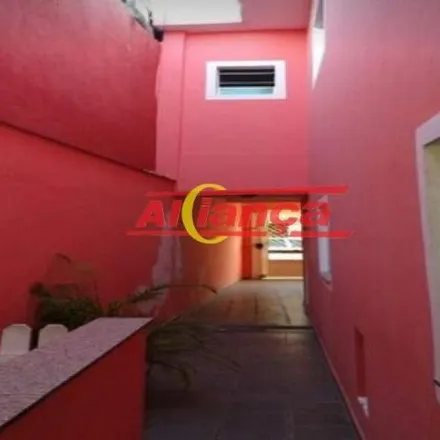 Buy this 5 bed house on Rua Raimundo Almeida de Araújo in Bom Clima, Guarulhos - SP