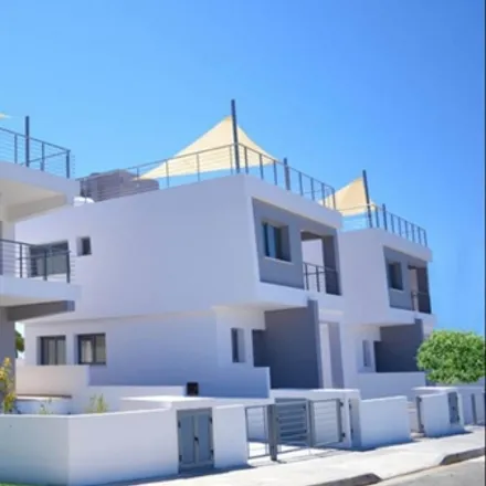 Buy this 3 bed house on unnamed road in 8290 Mesa Chorio, Cyprus