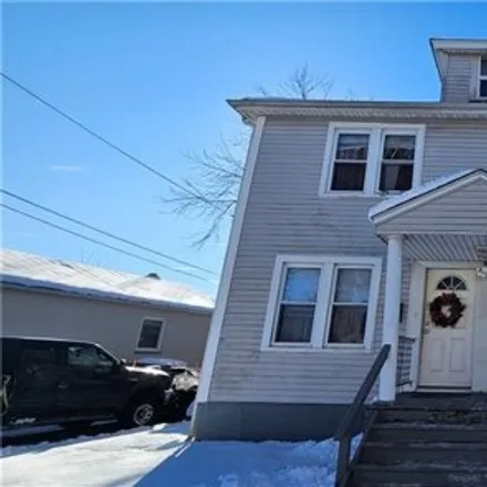 Buy this 6 bed house on 129 Tolland Street in East Hartford, CT 06108