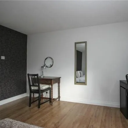 Image 7 - 8 Chiltern Park, Bristol, BS35 2HX, United Kingdom - Duplex for rent