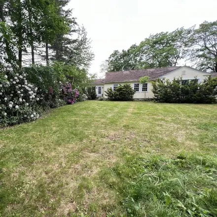 Image 3 - 52 Oconnell Street, Lewiston, ME 04240, USA - House for sale