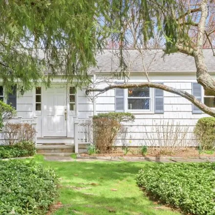 Buy this 4 bed house on 511 Roxbury Rd in Stamford, Connecticut