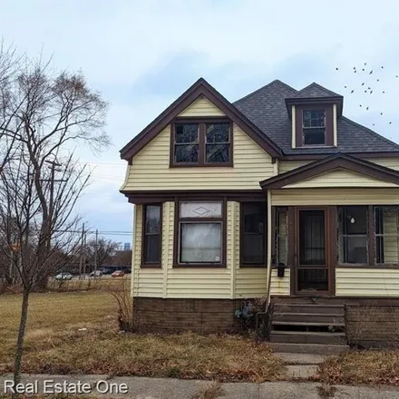 Buy this 3 bed house on 2479 Parker Street in Detroit, MI 48214