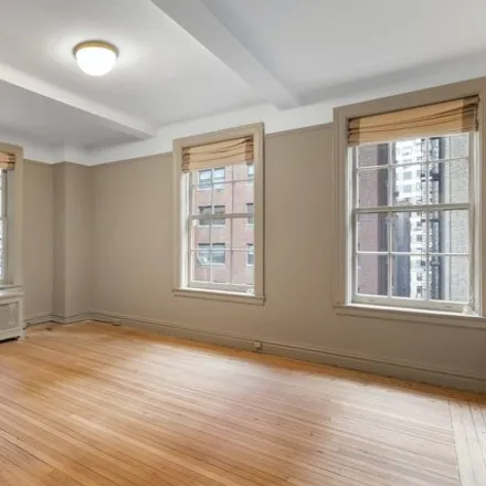 Image 6 - 25 East 86th Street, New York, NY 10028, USA - Apartment for sale