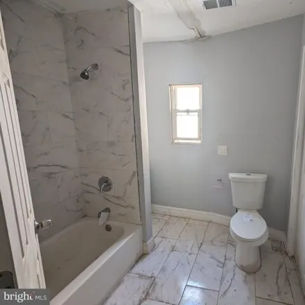 Image 9 - 413 E 22nd St, Baltimore, Maryland, 21218 - House for sale