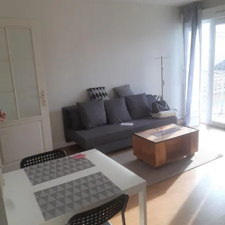 Rent this 2 bed apartment on 42 Rue de la Libération in 47200 Marmande, France