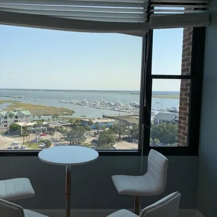 Buy this 2 bed condo on 14 Lockwood Dr Apt 10c in Charleston, South Carolina