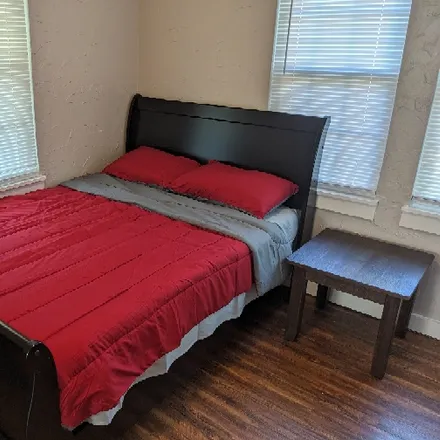 Rent this 1 bed room on 222 East Congress Street in Denton, TX 76201