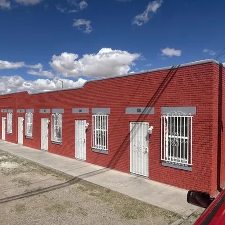 Buy this studio house on 40 South Grama Street in El Paso, TX 79905