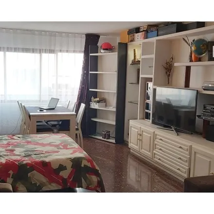 Rent this 5 bed room on Carrer de la República de Guinea Equatorial in 192-200, 46022 Valencia