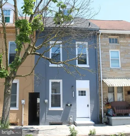 Rent this 3 bed townhouse on North Pine Street in York, PA 17403