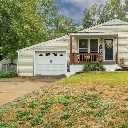 Buy this 3 bed house on 264 Rayburn Avenue in Sunset Hills, Saint Louis County